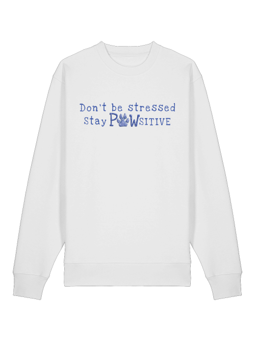Weißes Milkis Way Sweatshirt mit blauem Schriftzug und Sweatshirt mit Hundepfotenprint